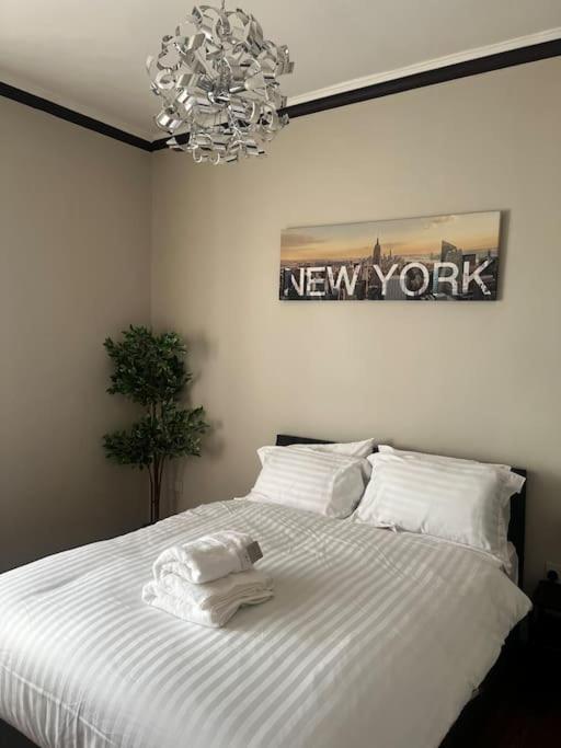 One Bedroom Apartment In Gorgie With New Central Heating System Эдинбург Экстерьер фото